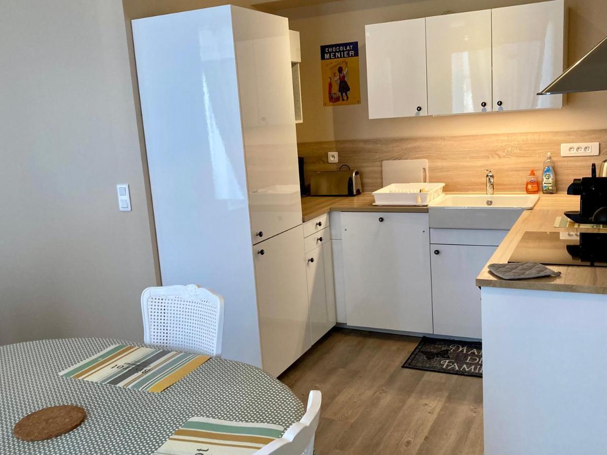 La Maison Virginie Appartements Climatises De 1 A 5 Pers Cosy Hyper Centre Cour Parking Linge Fibre Proximite Port Lac Canal Piscine Apartment *